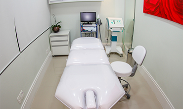 RI SOUSA LOGO RS Dermatologia